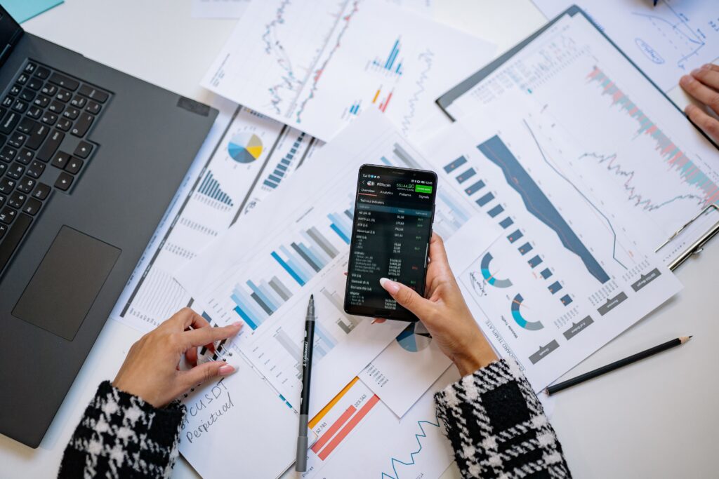 Integrated Skills Course in Financial Analysis