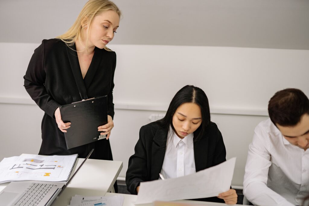 دورة المهارات المتقدمة لعامل البوفيه – Office Boy