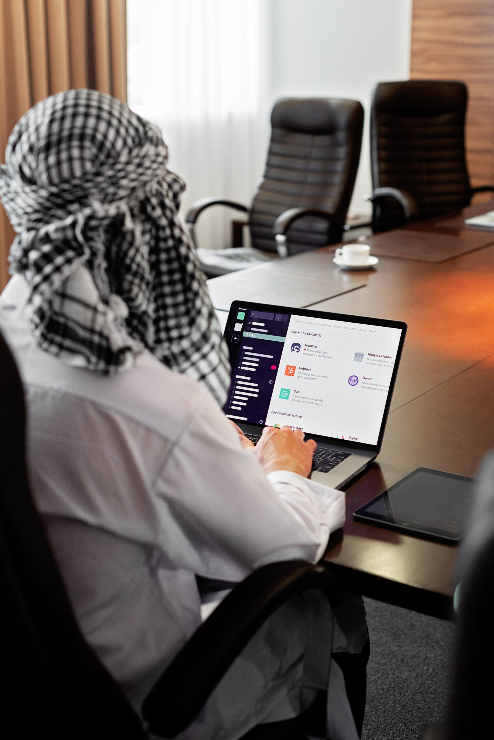 دورة التقارير المالية الموحدة وفقًا لمعايير IAS & IFRS